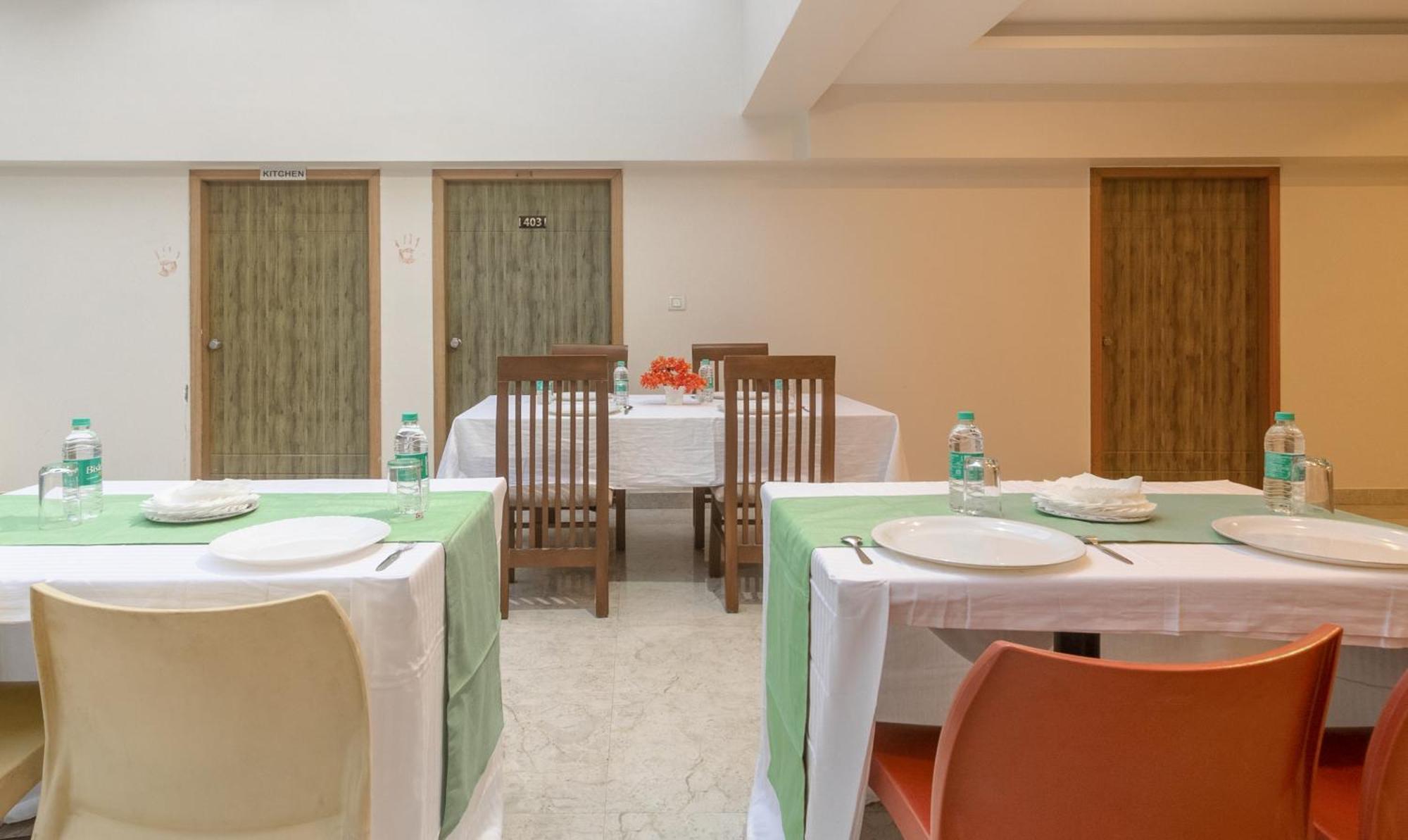 Treebo Anjani Fortune Suites Bangalore Exterior foto